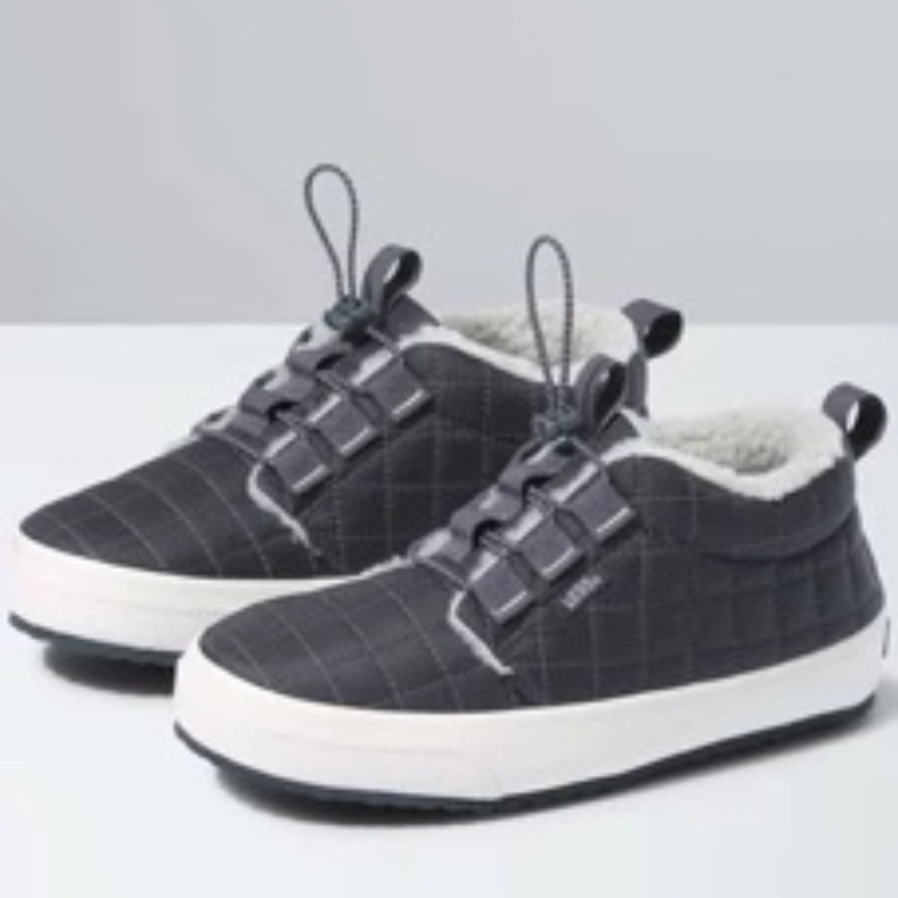 VANS Unisex Chukka Slip-Er Shoes
